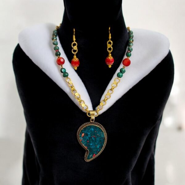 Paisley Majesty Set